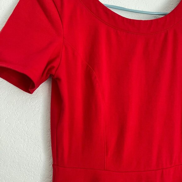 Express Scoop Neck Knit Dress with Exposed Back Zipper, Red, Size Medium - Picture 2 of 6